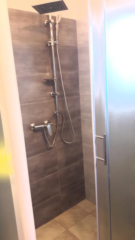 Apartment Vanja Pula Bagian luar foto