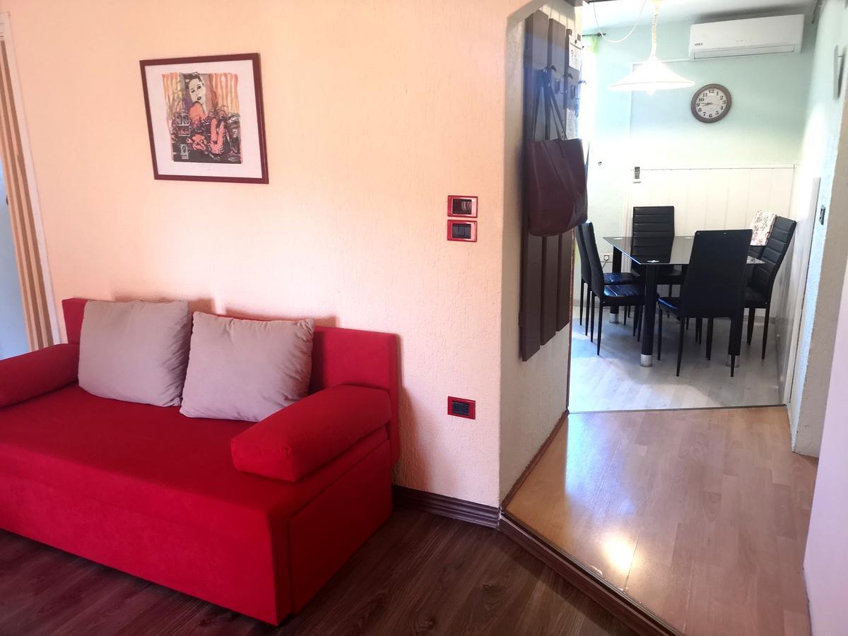 Apartment Vanja Pula Bagian luar foto