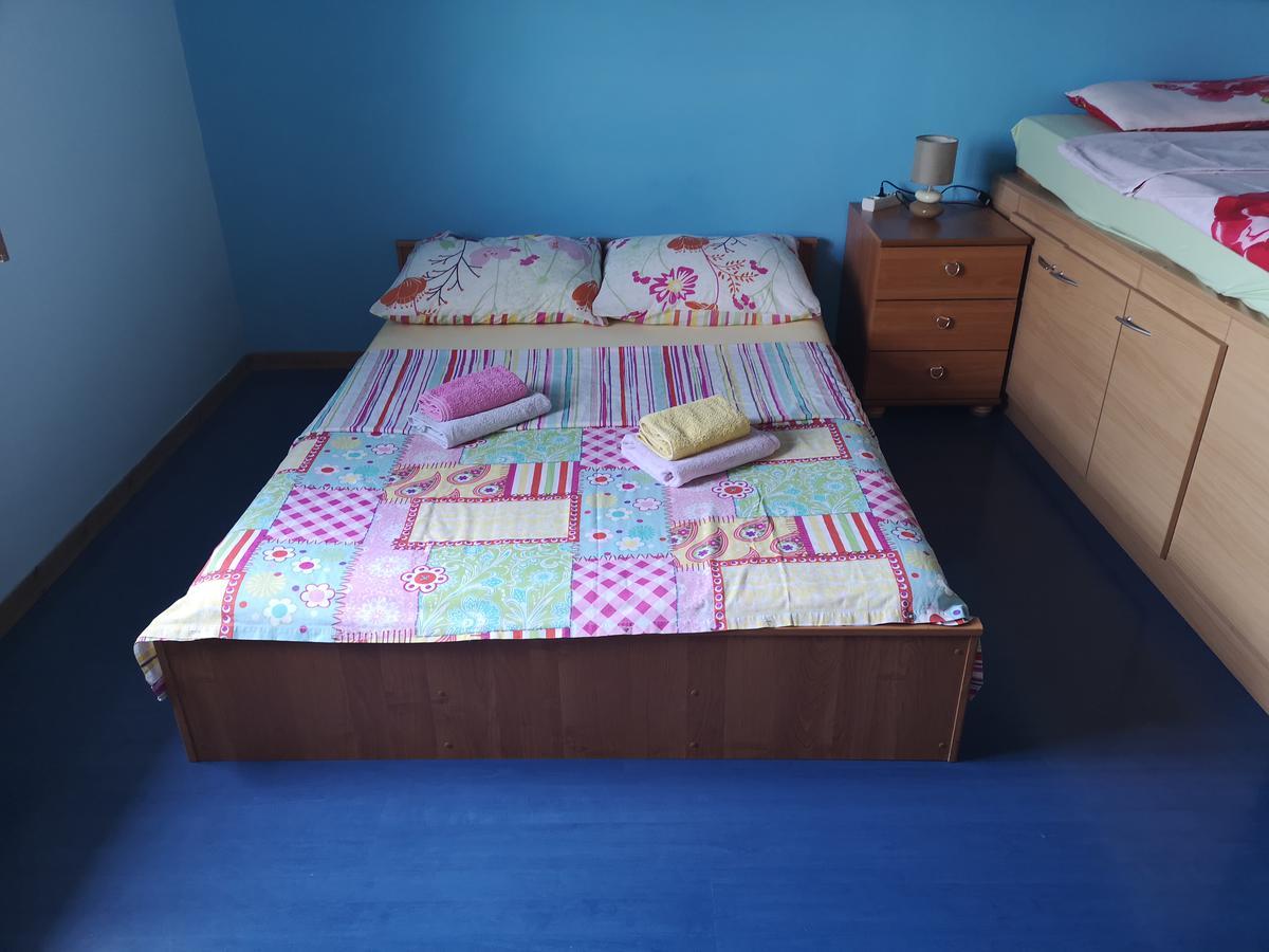 Apartment Vanja Pula Bagian luar foto